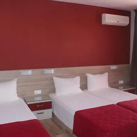 роси ゲストハウス 3*